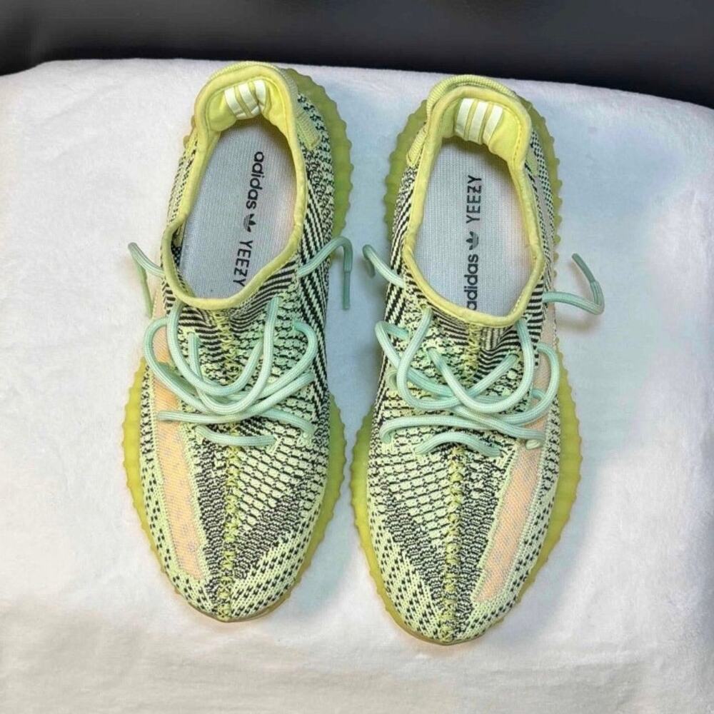 adidas Yeezy Boost 350 V2 'Yeezreel Non-Reflective' | FW5191 | 11M - Picture 4 of 14